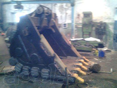 Износостойкий ковш для скальных грунтов на экскаватор погрузчик в наличии