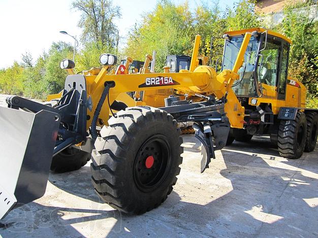 Автогрейдер XCMG GR215А