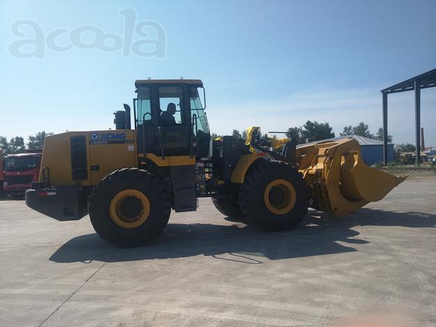 Фронтальный погрузчик XCMG ZL30FV / LW300FN с лесозахватом в наличии